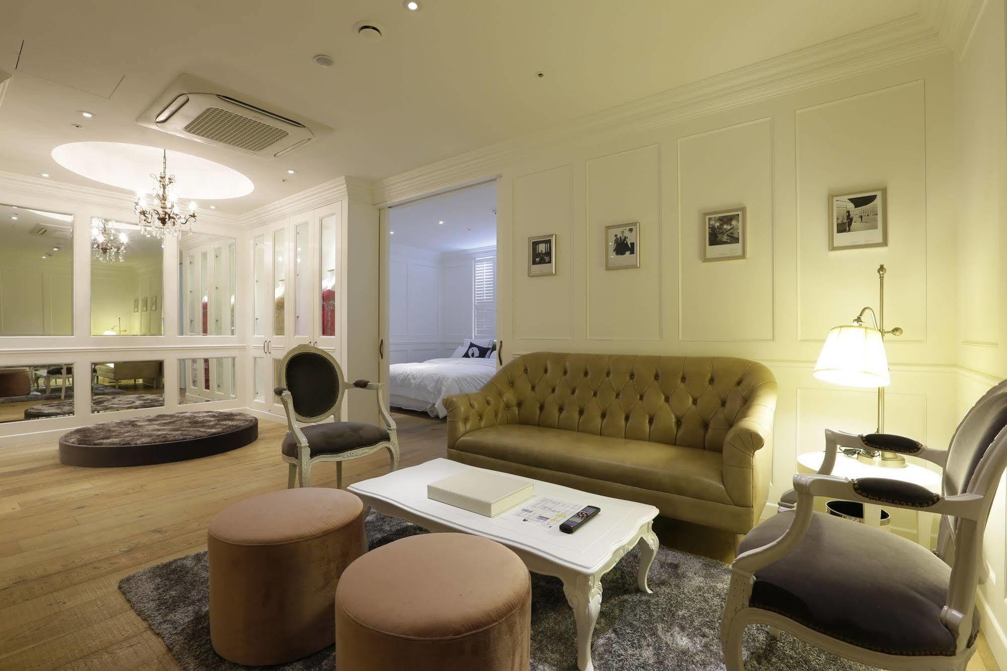 Hotel The Designers Інчхон Екстер'єр фото