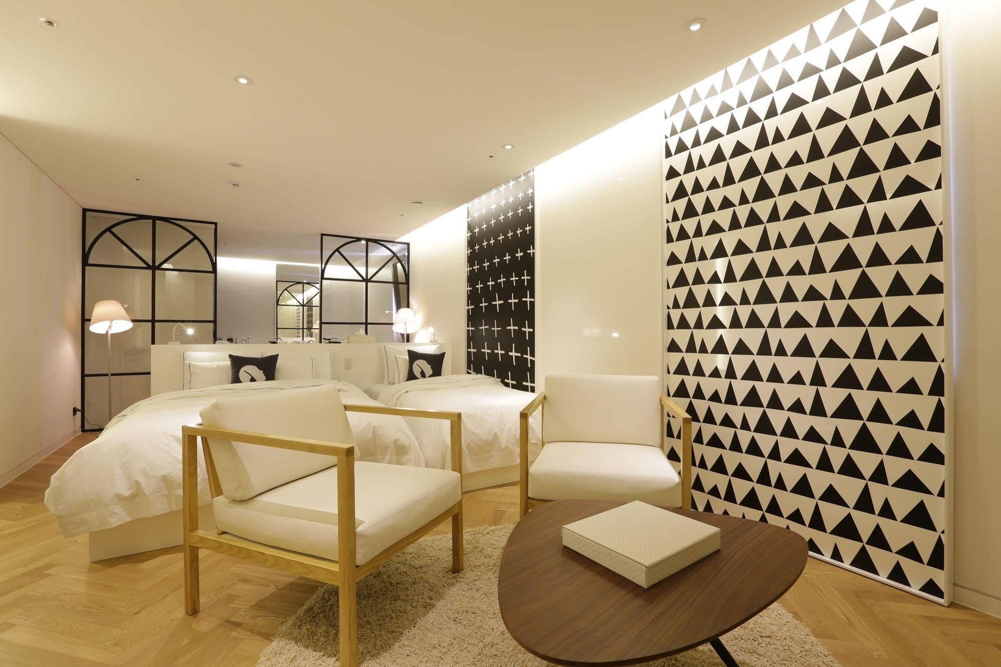 Hotel The Designers Інчхон Екстер'єр фото