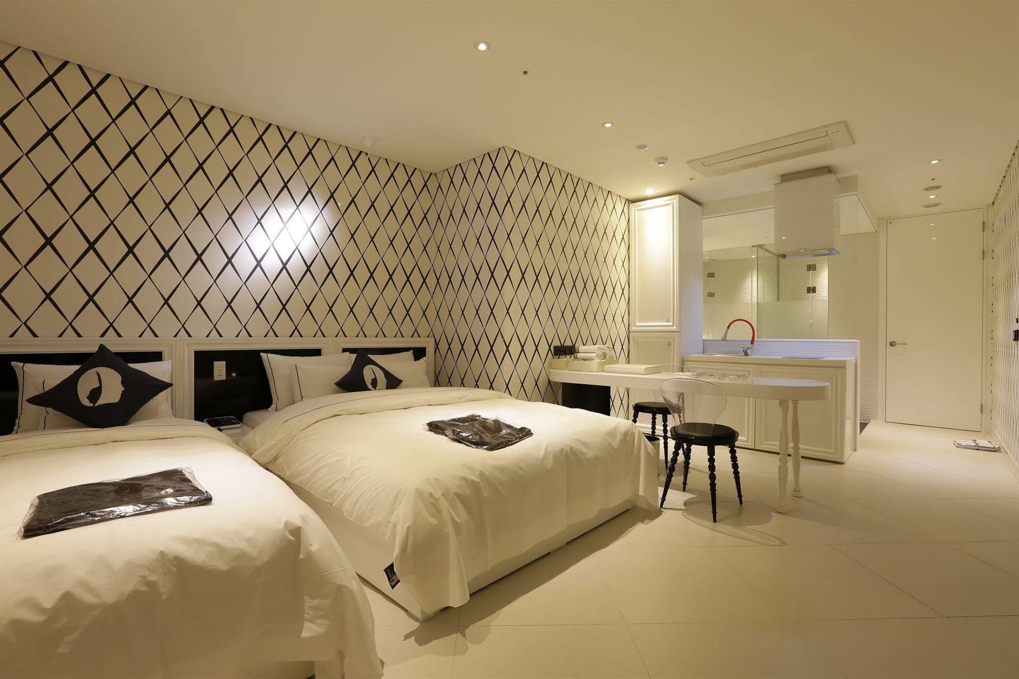 Hotel The Designers Інчхон Екстер'єр фото