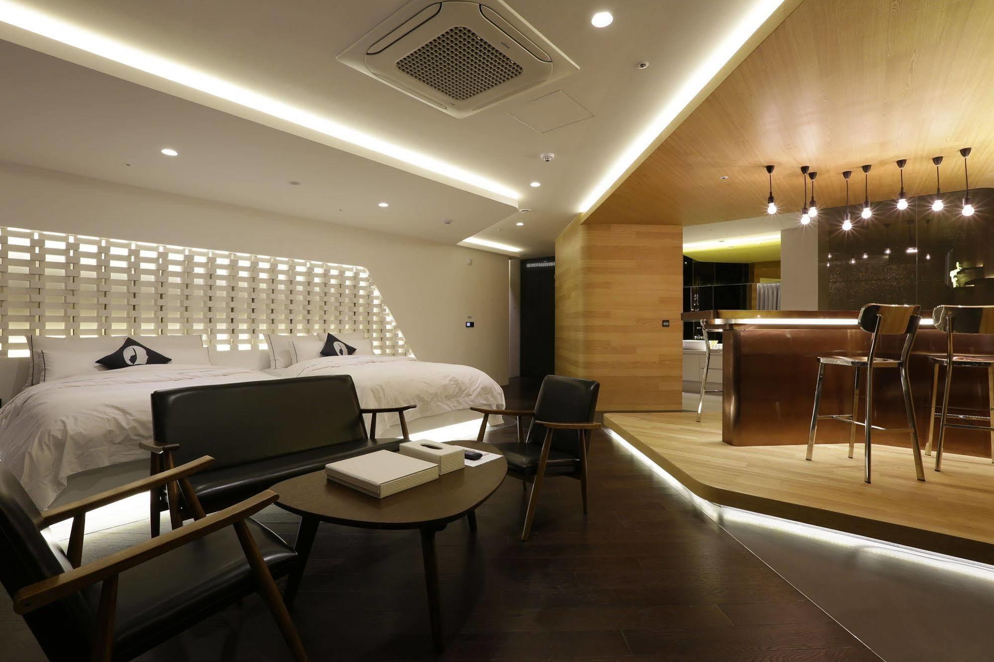 Hotel The Designers Інчхон Екстер'єр фото